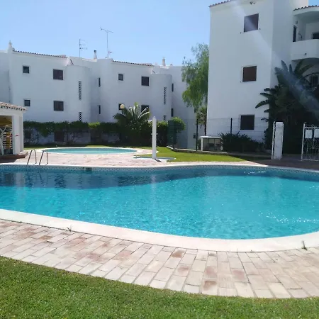 Garden View Apartment *